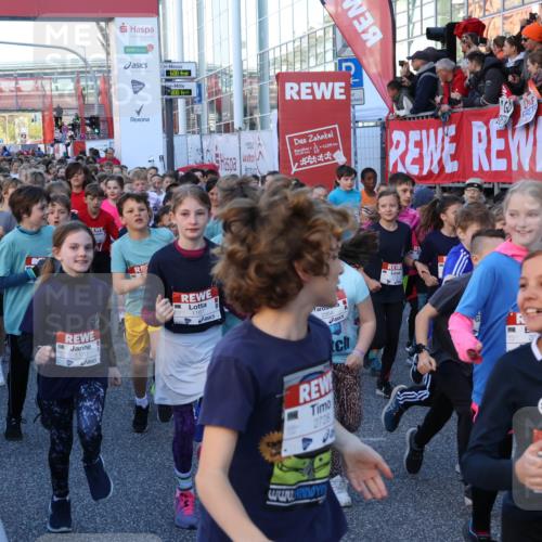 25.04.2025 - Das Zehntel Yannick Fuchs http://msf.ph/oto/7794732 26.04.2025 08:32:09 Allgemein zum Event 1170, 5600, 800, 1167, 2354, 2728, 2709, 922 meine-sportfotos.de