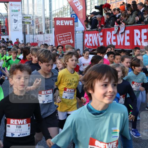 25.04.2025 - Das Zehntel Yannick Fuchs http://msf.ph/oto/7794735 26.04.2025 08:32:11 Allgemein zum Event 2718, 600, 800, 2191, 2216 meine-sportfotos.de