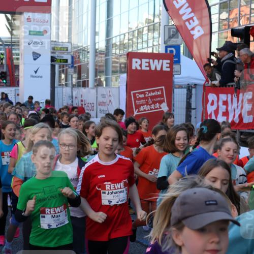 25.04.2025 - Das Zehntel Yannick Fuchs http://msf.ph/oto/7794744 26.04.2025 08:32:24 Allgemein zum Event 1168, 600, 00, 42345, 1636, 1942 meine-sportfotos.de