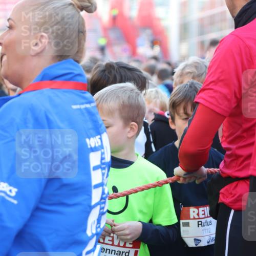 25.04.2025 - Das Zehntel Lena Gebhardt http://msf.ph/oto/7797906 26.04.2025 07:26:45 Allgemein zum Event 2015, 3045, 1112, 1112 meine-sportfotos.de