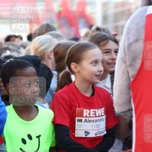 25.04.2025 - Das Zehntel Lena Gebhardt http://msf.ph/oto/7797954 26.04.2025 07:26:55 Allgemein zum Event 3042, 3042, 1188 meine-sportfotos.de