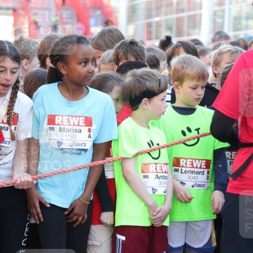 25.04.2025 - Das Zehntel Lena Gebhardt http://msf.ph/oto/7798098 26.04.2025 07:28:15 Allgemein zum Event 1193, 3049, 3049, 3045 meine-sportfotos.de