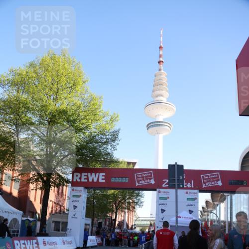 25.04.2025 - Das Zehntel Lena Gebhardt http://msf.ph/oto/7798122 26.04.2025 07:29:08 Allgemein zum Event 00, 00, 5 meine-sportfotos.de