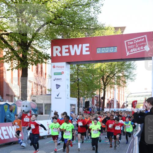 25.04.2025 - Das Zehntel Lena Gebhardt http://msf.ph/oto/7798214 26.04.2025 07:31:57 Allgemein zum Event 0, 0, 00, 03, 2724, 4, 2145 meine-sportfotos.de