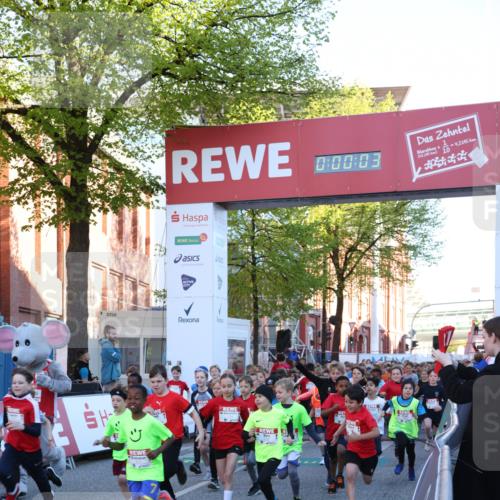 25.04.2025 - Das Zehntel Lena Gebhardt http://msf.ph/oto/7798228 26.04.2025 07:31:57 Allgemein zum Event 0, 00, 03, 42, 145, 10, 4, 2145, 2724 meine-sportfotos.de