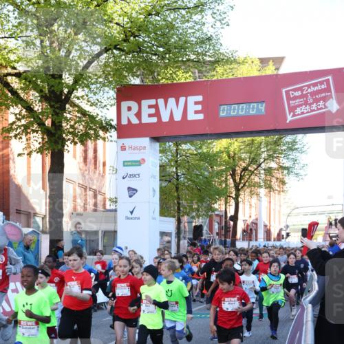 25.04.2025 - Das Zehntel Lena Gebhardt http://msf.ph/oto/7798231 26.04.2025 07:31:57 Allgemein zum Event 0, 00, 04, 2724, 42, 145, 4, 2145 meine-sportfotos.de