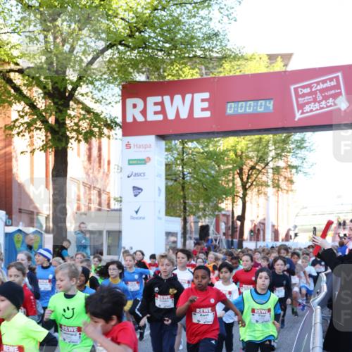 25.04.2025 - Das Zehntel Lena Gebhardt http://msf.ph/oto/7798245 26.04.2025 07:31:58 Allgemein zum Event 0, 00, 04, 2345 meine-sportfotos.de