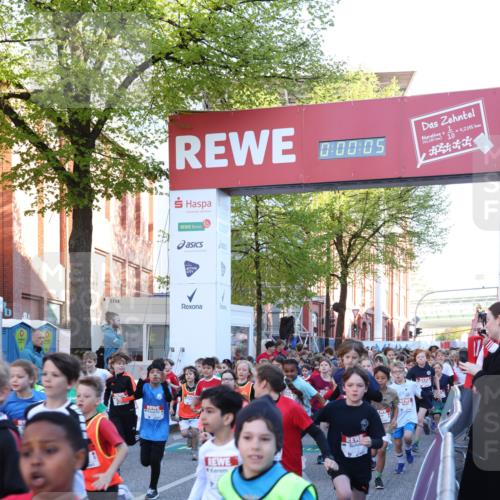 25.04.2025 - Das Zehntel Lena Gebhardt http://msf.ph/oto/7798261 26.04.2025 07:31:59 Allgemein zum Event 0, 00, 05, 2724, 4, 2145, 42, 145, 104 meine-sportfotos.de