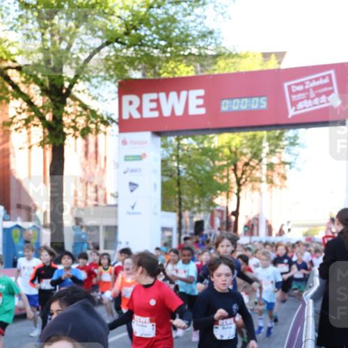 25.04.2025 - Das Zehntel Lena Gebhardt http://msf.ph/oto/7798267 26.04.2025 07:31:59 Allgemein zum Event 0, 00, 05 meine-sportfotos.de