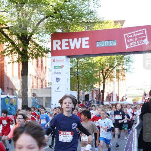 25.04.2025 - Das Zehntel Lena Gebhardt http://msf.ph/oto/7798276 26.04.2025 07:32:00 Allgemein zum Event 0, 00, 06, 4, 2345, 2724, 1112, 1114 meine-sportfotos.de