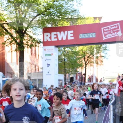 25.04.2025 - Das Zehntel Lena Gebhardt http://msf.ph/oto/7798283 26.04.2025 07:32:00 Allgemein zum Event 0, 00, 06 meine-sportfotos.de