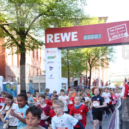 25.04.2025 - Das Zehntel Lena Gebhardt http://msf.ph/oto/7798289 26.04.2025 07:32:00 Allgemein zum Event 0, 00, 07, 2724, 2149, 2161, 4, 2345 meine-sportfotos.de