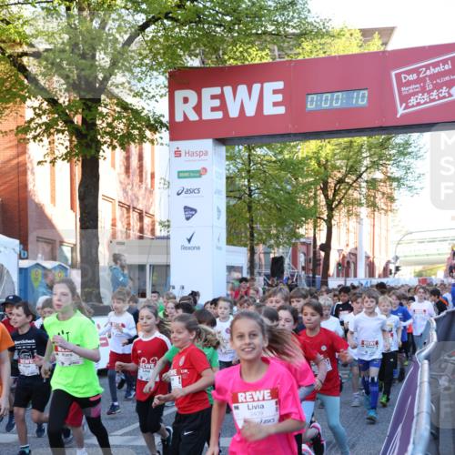 25.04.2025 - Das Zehntel Lena Gebhardt http://msf.ph/oto/7798354 26.04.2025 07:32:03 Allgemein zum Event 0, 00, 10, 2724, 3409, 4, 2145 meine-sportfotos.de