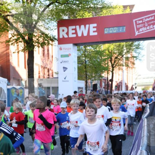 25.04.2025 - Das Zehntel Lena Gebhardt http://msf.ph/oto/7798390 26.04.2025 07:32:05 Allgemein zum Event 0, 00, 1, 2345, 057 meine-sportfotos.de