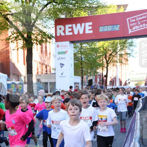 25.04.2025 - Das Zehntel Lena Gebhardt http://msf.ph/oto/7798395 26.04.2025 07:32:05 Allgemein zum Event 0, 00, 12, 30, 037, 937, 2847, 4, 2345 meine-sportfotos.de