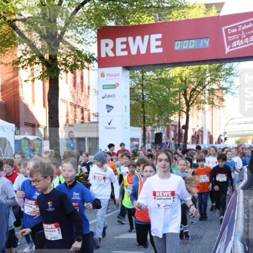 25.04.2025 - Das Zehntel Lena Gebhardt http://msf.ph/oto/7798431 26.04.2025 07:32:07 Allgemein zum Event 5999, 004, 0, 00, 14, 4, 214, 2848 meine-sportfotos.de