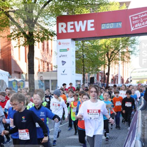 25.04.2025 - Das Zehntel Lena Gebhardt http://msf.ph/oto/7798435 26.04.2025 07:32:07 Allgemein zum Event 14, 1, 16, 4, 42, 395, 4, 214, 2848 meine-sportfotos.de