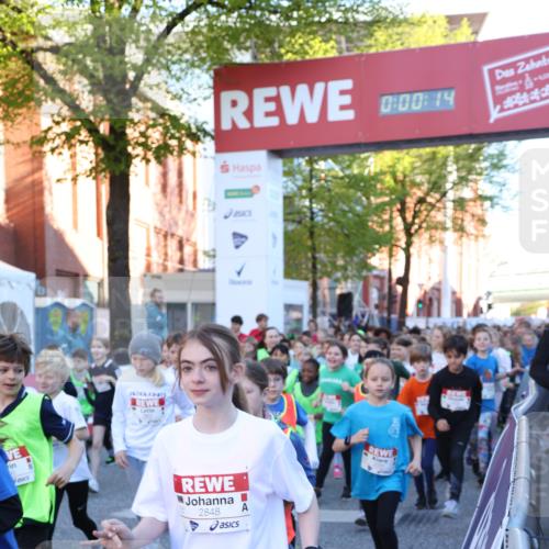 25.04.2025 - Das Zehntel Lena Gebhardt http://msf.ph/oto/7798445 26.04.2025 07:32:08 Allgemein zum Event 0, 00, 14, 2848 meine-sportfotos.de