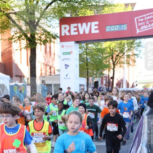 25.04.2025 - Das Zehntel Lena Gebhardt http://msf.ph/oto/7798462 26.04.2025 07:32:09 Allgemein zum Event 1, 2778, 3588, 00, 15, 820, 2092 meine-sportfotos.de