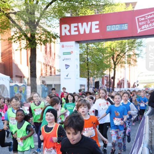 25.04.2025 - Das Zehntel Lena Gebhardt http://msf.ph/oto/7798475 26.04.2025 07:32:09 Allgemein zum Event 00, 16, 423, 1981, 2792, 2509 meine-sportfotos.de