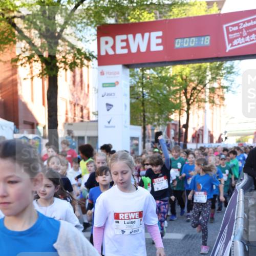 25.04.2025 - Das Zehntel Lena Gebhardt http://msf.ph/oto/7798517 26.04.2025 07:32:11 Allgemein zum Event 2323, 0, 00, 18, 2867 meine-sportfotos.de