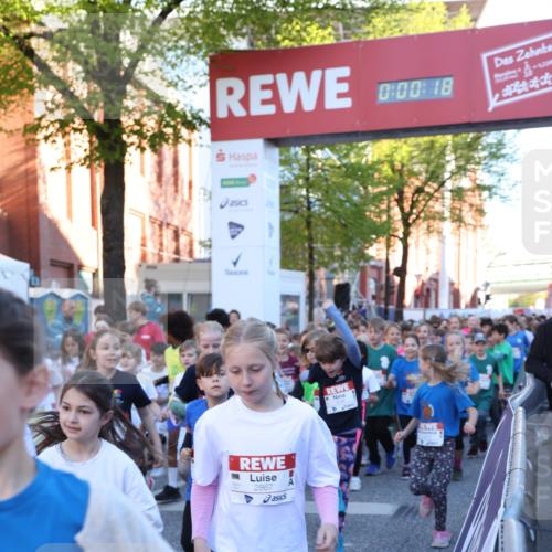 25.04.2025 - Das Zehntel Lena Gebhardt http://msf.ph/oto/7798520 26.04.2025 07:32:11 Allgemein zum Event 2867, 0, 00, 18, 8236 meine-sportfotos.de