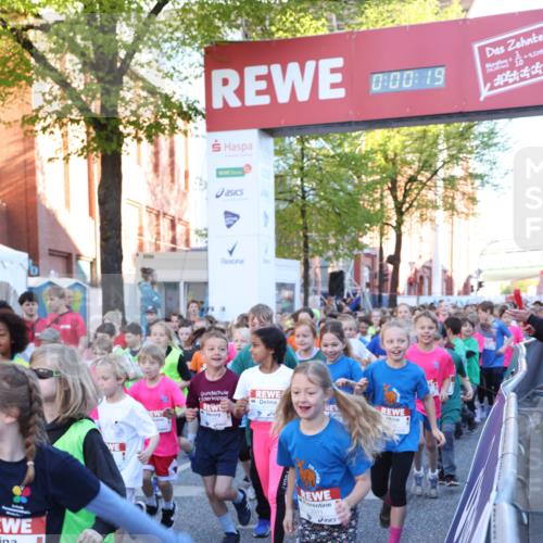 25.04.2025 - Das Zehntel Lena Gebhardt http://msf.ph/oto/7798550 26.04.2025 07:32:12 Allgemein zum Event 606, 00, 19, 42345, 2311 meine-sportfotos.de