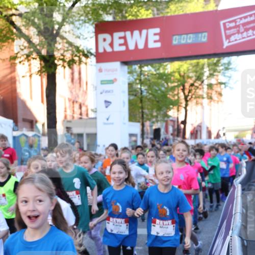 25.04.2025 - Das Zehntel Lena Gebhardt http://msf.ph/oto/7798562 26.04.2025 07:32:13 Allgemein zum Event 2311, 0, 00, 10 meine-sportfotos.de