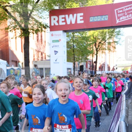 25.04.2025 - Das Zehntel Lena Gebhardt http://msf.ph/oto/7798575 26.04.2025 07:32:14 Allgemein zum Event 0, 00, 20, 2338, 2319 meine-sportfotos.de