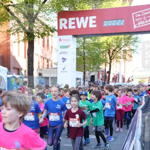 25.04.2025 - Das Zehntel Lena Gebhardt http://msf.ph/oto/7798604 26.04.2025 07:32:15 Allgemein zum Event 0122, 00, 22, 4, 21, 2724, 1211, 960 meine-sportfotos.de