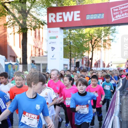 25.04.2025 - Das Zehntel Lena Gebhardt http://msf.ph/oto/7798634 26.04.2025 07:32:17 Allgemein zum Event 1994, 0, 00, 23, 1997 meine-sportfotos.de