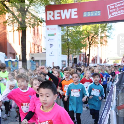 25.04.2025 - Das Zehntel Lena Gebhardt http://msf.ph/oto/7798660 26.04.2025 07:32:18 Allgemein zum Event 343, 0, 00, 25, 2512 meine-sportfotos.de