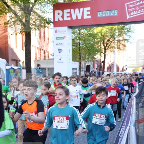 25.04.2025 - Das Zehntel Lena Gebhardt http://msf.ph/oto/7798673 26.04.2025 07:32:19 Allgemein zum Event 00, 25, 42345, 9931, 1883 meine-sportfotos.de