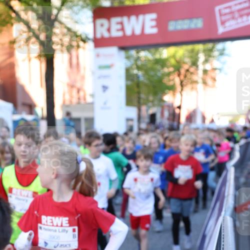 25.04.2025 - Das Zehntel Lena Gebhardt http://msf.ph/oto/7798696 26.04.2025 07:32:20 Allgemein zum Event 908 meine-sportfotos.de