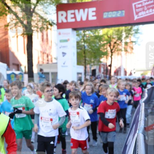 25.04.2025 - Das Zehntel Lena Gebhardt http://msf.ph/oto/7798706 26.04.2025 07:32:20 Allgemein zum Event 00027 meine-sportfotos.de