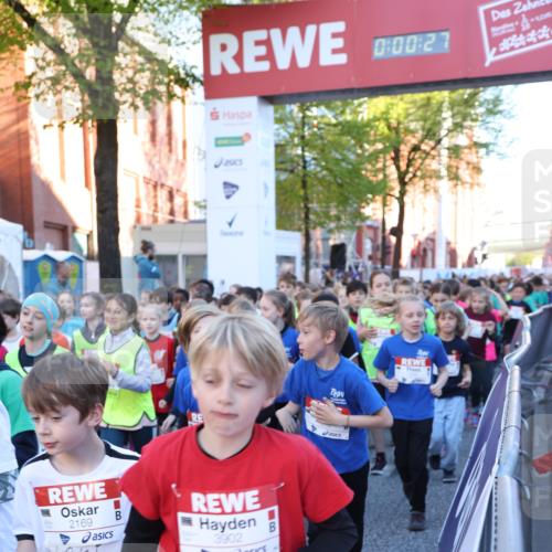 25.04.2025 - Das Zehntel Lena Gebhardt http://msf.ph/oto/7798726 26.04.2025 07:32:21 Allgemein zum Event 0, 00, 27, 2169, 3902 meine-sportfotos.de