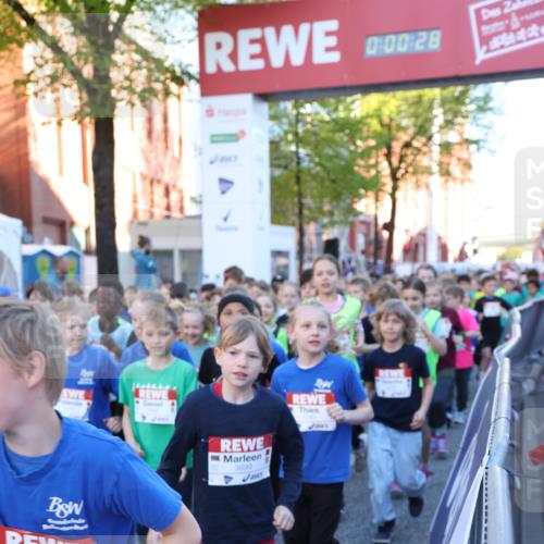 25.04.2025 - Das Zehntel Lena Gebhardt http://msf.ph/oto/7798745 26.04.2025 07:32:22 Allgemein zum Event 00, 28, 3899 meine-sportfotos.de