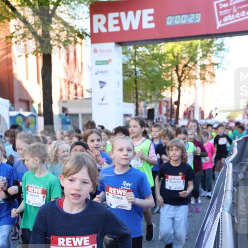 25.04.2025 - Das Zehntel Lena Gebhardt http://msf.ph/oto/7798754 26.04.2025 07:32:22 Allgemein zum Event 1448, 00, 29, 3899, 1240 meine-sportfotos.de