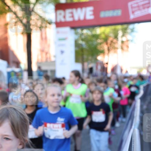 25.04.2025 - Das Zehntel Lena Gebhardt http://msf.ph/oto/7798760 26.04.2025 07:32:23 Allgemein zum Event  meine-sportfotos.de