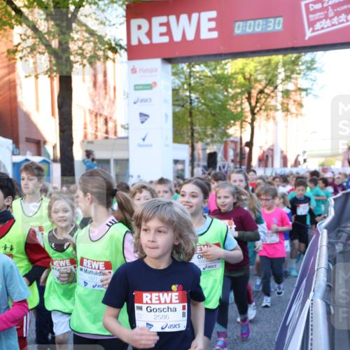 25.04.2025 - Das Zehntel Lena Gebhardt http://msf.ph/oto/7798773 26.04.2025 07:32:24 Allgemein zum Event 00, 30, 1571, 2586, 1561 meine-sportfotos.de