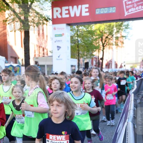 25.04.2025 - Das Zehntel Lena Gebhardt http://msf.ph/oto/7798778 26.04.2025 07:32:24 Allgemein zum Event 2586, 1567, 0, 00, 30 meine-sportfotos.de