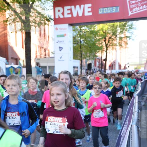 25.04.2025 - Das Zehntel Lena Gebhardt http://msf.ph/oto/7798795 26.04.2025 07:32:25 Allgemein zum Event 1228, 0, 00, 31, 1268, 1 meine-sportfotos.de