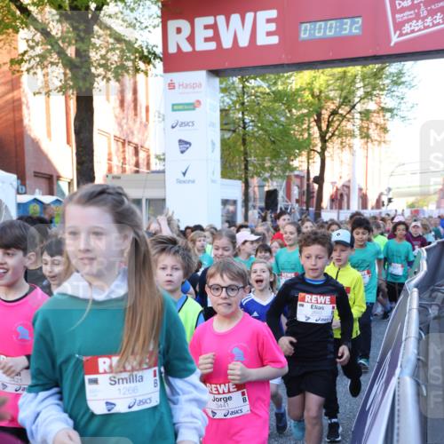 25.04.2025 - Das Zehntel Lena Gebhardt http://msf.ph/oto/7798813 26.04.2025 07:32:26 Allgemein zum Event 3421, 1266, 0032, 0, 00, 32, 4, 2145, 200, 3441 meine-sportfotos.de