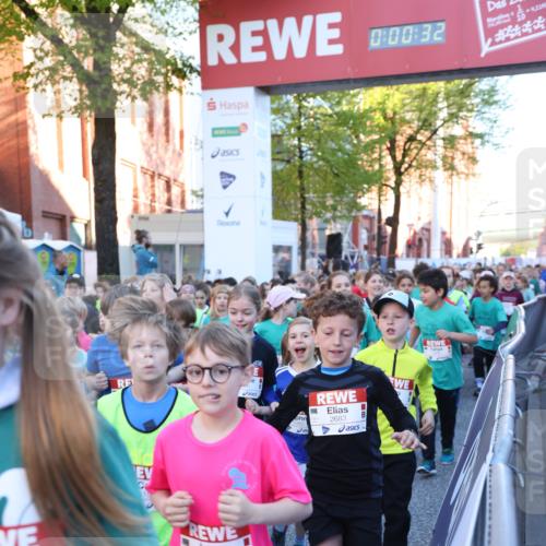 25.04.2025 - Das Zehntel Lena Gebhardt http://msf.ph/oto/7798822 26.04.2025 07:32:26 Allgemein zum Event 00, 32, 42345, 56, 3441, 91, 2683 meine-sportfotos.de