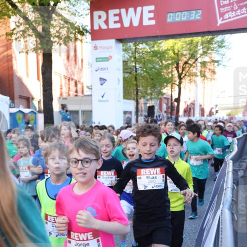 25.04.2025 - Das Zehntel Lena Gebhardt http://msf.ph/oto/7798824 26.04.2025 07:32:26 Allgemein zum Event 0, 00, 32, 2683, 319, 3441, 18, 2694 meine-sportfotos.de