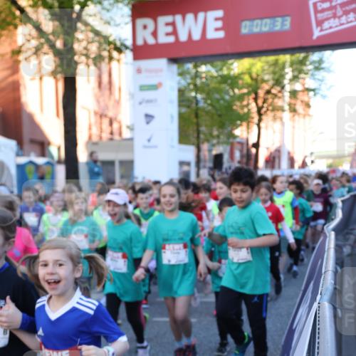 25.04.2025 - Das Zehntel Lena Gebhardt http://msf.ph/oto/7798842 26.04.2025 07:32:27 Allgemein zum Event 1085, 2, 0, 00, 33 meine-sportfotos.de