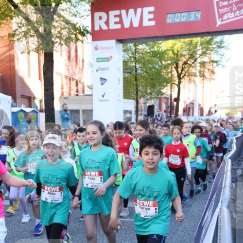 25.04.2025 - Das Zehntel Lena Gebhardt http://msf.ph/oto/7798853 26.04.2025 07:32:28 Allgemein zum Event 2, 0, 00, 34, 1616, 1622, 1638, 4, 23 meine-sportfotos.de