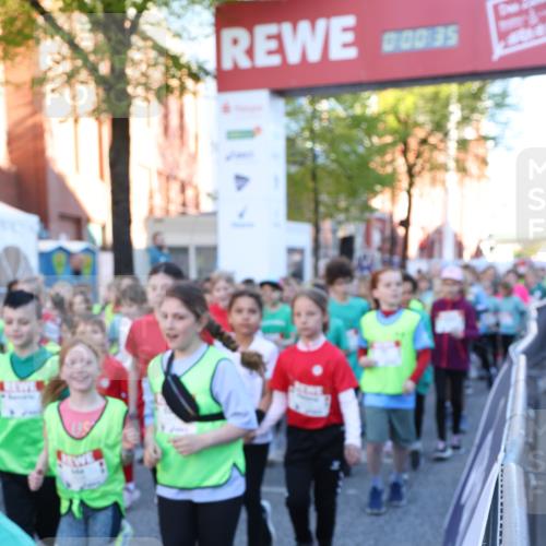 25.04.2025 - Das Zehntel Lena Gebhardt http://msf.ph/oto/7798875 26.04.2025 07:32:29 Allgemein zum Event 0, 00, 35 meine-sportfotos.de