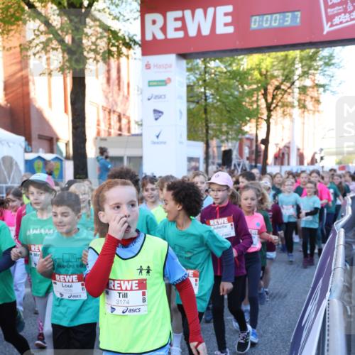 25.04.2025 - Das Zehntel Lena Gebhardt http://msf.ph/oto/7798907 26.04.2025 07:32:30 Allgemein zum Event 1639, 3174, 0, 00, 37, 2677 meine-sportfotos.de