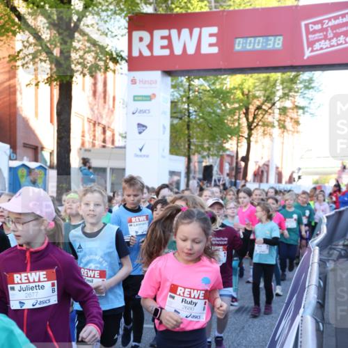 25.04.2025 - Das Zehntel Lena Gebhardt http://msf.ph/oto/7798930 26.04.2025 07:32:32 Allgemein zum Event 2677, 0, 00, 38, 2680 meine-sportfotos.de